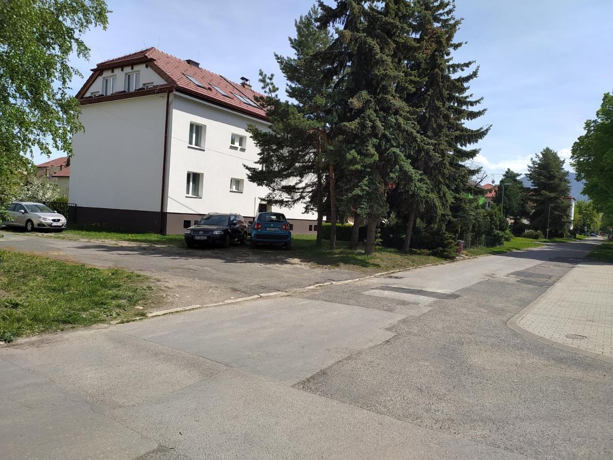 Apartman Fillomena Liptovský Mikuláš エクステリア 写真